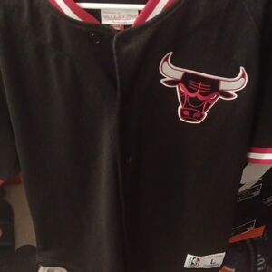 Mitchell & Ness Bulls Black and Red Jersey